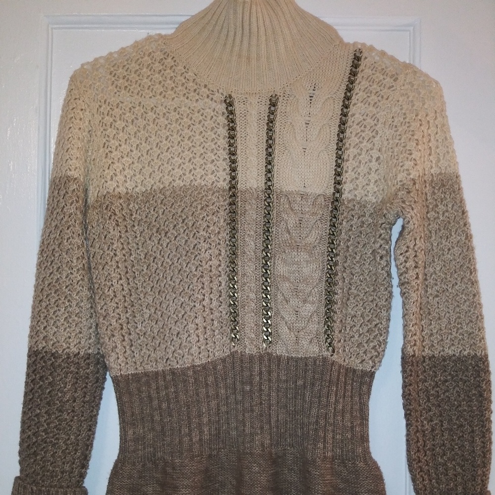 Moda intl Sweater dress. - Picture 3 of 6